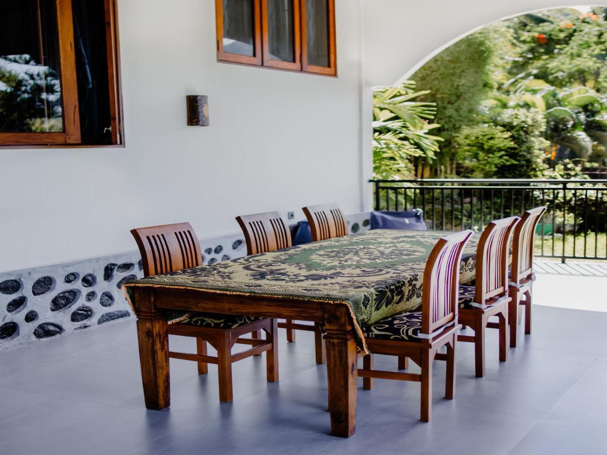 Sunset Villa スンギギ エクステリア 写真